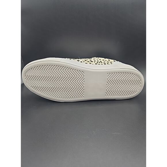 Official Program STW-70 Womens Low Top Sneakers Off White Leopard Print 7.5 NWB - Picture 6 of 6